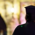 Sveštenik u mantiji zaigrao na srpskoj svadbi, usledio prizor o kojem svi pričaju: Snimak zapalio TikTok