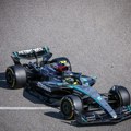Hamilton presrećan posle trijumfa: Želeo sam pobedu za Mercedes na Silverstonu