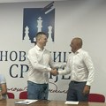 Nakon Slavkovića priveden još jedan odbornik: Miloš Parandilović pozvao na protest zbog privođenja odbornika Novog lica…