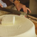 Фета сир у Србији 4.000 динара: Када видите колика је цена у Грчкој, бићете шокирани