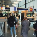 Ruski Avion prinudno sleteo u estoniju! Putnici čekali zarobljeni satima, nisu smeli da kroče na tlo NATO države! (foto)