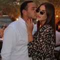 "Веридба је ближа него икада" Богаташ изненадио ћерку Здравка Чолића! Ево где ју је одвео, од романтике све пуца, а Уна…