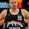 Jokić igra pod bolovima, zabrinutost u Denveru zbog povrede zgloba