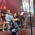 Najlepši mogući početak: Ceca Ražnatović veliki koncert u Jagodini počela sa unukom Željkom - "Moj najdraži gost" (foto)…