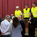 Prekinuta sednica u Kuli: Komešanje i policija zbog izbora predsednika Skupštine