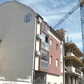 Obrušio se zid stana prilikom radova na susednom gradilištu, porodica za dlaku izbegla tragediju