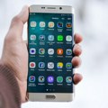 Ove aplikacije mnogi imaju na telefonu, a stručnjaci upozoravaju da mogu da prikupljaju više podataka nego što mislite
