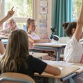 Batut savetuje roditelje: Nekoliko dana pre škole vratiti decu u ritam spavanja, učenja i odmora