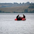 Gašić na Vlasinskom jezeru sa roditeljima nestalog mladića