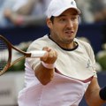 Душан Лајовић тако близу, а тако далеко: Српски тенисер испао у Риму после два тај-брејка