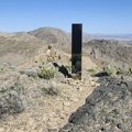 Misteriozni monolit nezemaljskog porekla pojavio se u pustinji kod Las Vegasa /foto/