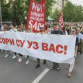 U Novom Sadu završen protest „Batinaši nisu junaci“: Kolona „podsetila“ SNS, policiju i sud na januarsko prebijanje…