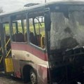 (Uznemirujuće) Ima mrtvih i ranjenih: Ruska vojska gađala putnički autobus u Hersonskoj oblasti (foto/video)