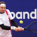 (VIDEO) Bublik izgubio od 166. na ATP listi