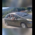 (Video) Srpski povratnici napadnuti kod Sanskog Mosta! Objavljen zastrašujući snimak: "Tebe treba ubiti"