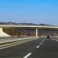 Presek stanja na putevima u Srbiji: Saobraćaj umeren, bez zadržavanja na granici za putnička vozila