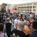 Oglasili se studenti povodom nasilja ispred novosadske skupštine: „Opet pokazuje koliko ga boli Novi Sad, jer ga se ne boji“…