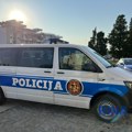 Neverovatno - dete od 12 godina vozilo automobil i udarilo pešaka u Nikšiću: Prekršajna prijava protiv oca, pešak teže povređen…