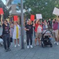 Zrenjaninci traže smenu i hapšenje komandanta JZO koji je studentkinji pretio silovanjem
