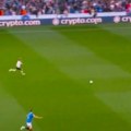 Au, kakva greška: Bivši štoper Zvezde napravio ogroman kiks, Rendžers zbog njega primio gol posle 3 minuta!