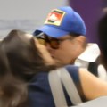 Najnovije fotografije ne lažu: Aco Pejović uhvaćen u strasnom poljupcu na aerodromu