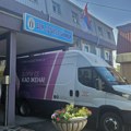 Pokretni mamograf ispred Doma zdravlja u Pećincima