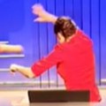 Potukle se voditeljke RTS Karambol u studiju, guraju se i urlaju, ovo niste mogli da vidite u programu