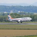 Devojka umrla u avionu tokom leta za Prag: Hitno se oglasila policija