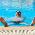 Istina o jakom mirisu bazena i crvenim očima: Zašto je za to kriv urin, a ne čist hlor