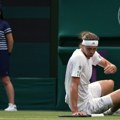 Zverev ispustio set, Menšik i Bublik se namučili