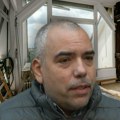 (Video) Rušenje zidova vikendom, dečja kolica i bicikli po hodnicima: Upravnik zgrade otkriva zbog čega komšije najčešće ulaze…