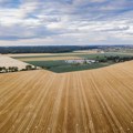 U toku drugi krug nadmetanja za zakup državnog poljoprivrednog zemljišta