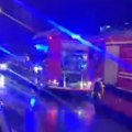 Prvi snimci požara u tržnom centru Vatrogasci u akciji na Novom Beogradu (video)