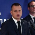 Stefanović: Uhapšeni D.R. predsednik Upravnog odbora Instituta za standardizaciju i D.T. vlasnik poljoprivrednog gazdinstva…