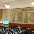 Počela sednica Skupštine Vojvodine, ispred zgrade deo građana i studenata u blokadi