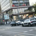Nesvakidašnja scena u Beogradu: Vozača zbunio kružni tok na Slaviji, pa krenuo da vozi u suprotnom smeru FOTO