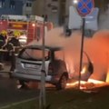 Automobil potpuno izgoreo: Vatra uništila vozilo u Kragujevcu, varnice letele na sve strane