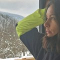 Слобода Мићаловић ужива у зимској идили: Глумица поделила фотографије са одмора, свима за око запао један детаљ (фото)