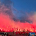 Delije "zapalile" Marakanu: Sve pocrvenelo od baklji i vatre, piro šou zasenio sve prisutne na stadionu