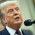 Tramp: Ponoć je, milijarde stižu u Ameriku