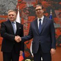 Oružje za Ukrajinu, prijateljstvo s Putinom: Fico i Vučić – dva lidera u istoj igri