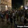 Protesti u više gradova Srbije, u Beogradu protestna šetnja