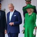 Макрон ће суду понудити научне доказе како би доказао да је његова супруга заиста жена