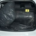Policijska akcija na auto-putu: Uhapšeni šverceri sa 85 kilograma „trave“! [FOTO]