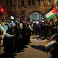 Nekoliko sati nakon terorističkog napada, Britanci na ulicama; "Briga me za jevrejsku zajednicu" FOTO