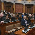 Nastavljena sednica parlamenta: Pitanja za Selakovića, poslanici i o skraćenju časova