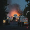 FOTO, VIDEO Od napada nožem do uličnog rata: Šta je izazvalo nasilje koje trese Belfast?