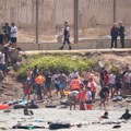 Devojke i maloletnice napadnute na putu do toaleta Opsadno stanje na poznatoj evropskoj plaži, žene u strahu: "Noću ne…