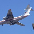 Vatra guta Suvu planinu: Požar se širi ka Nišu, u gašenje uključen i ruski "Iljušin"