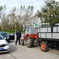 Poljoprivrednici nastavili protest, blokiraće i uključenje na autoput Beograd-Novi Sad